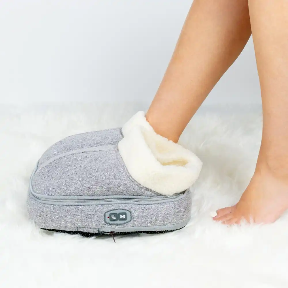 Vibrating foot massager with heat