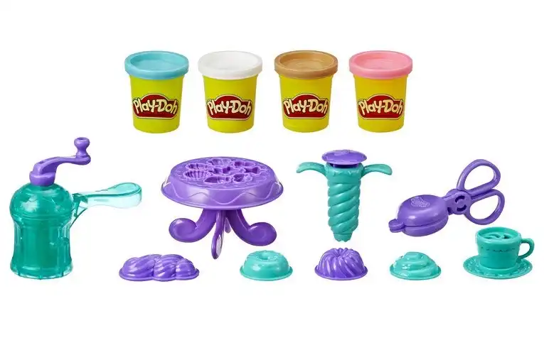 Play-Doh Kitchen Creations Delightful Donuts Set with 4 Colours
