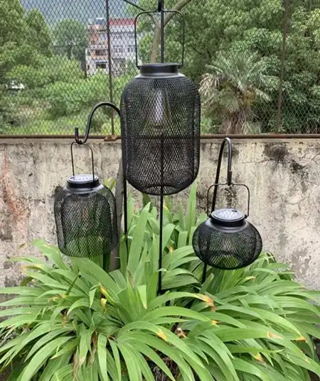 Yard Masters 20x20cm Solar Outdoor Garden Metal Lantern/Light Home Decor Black