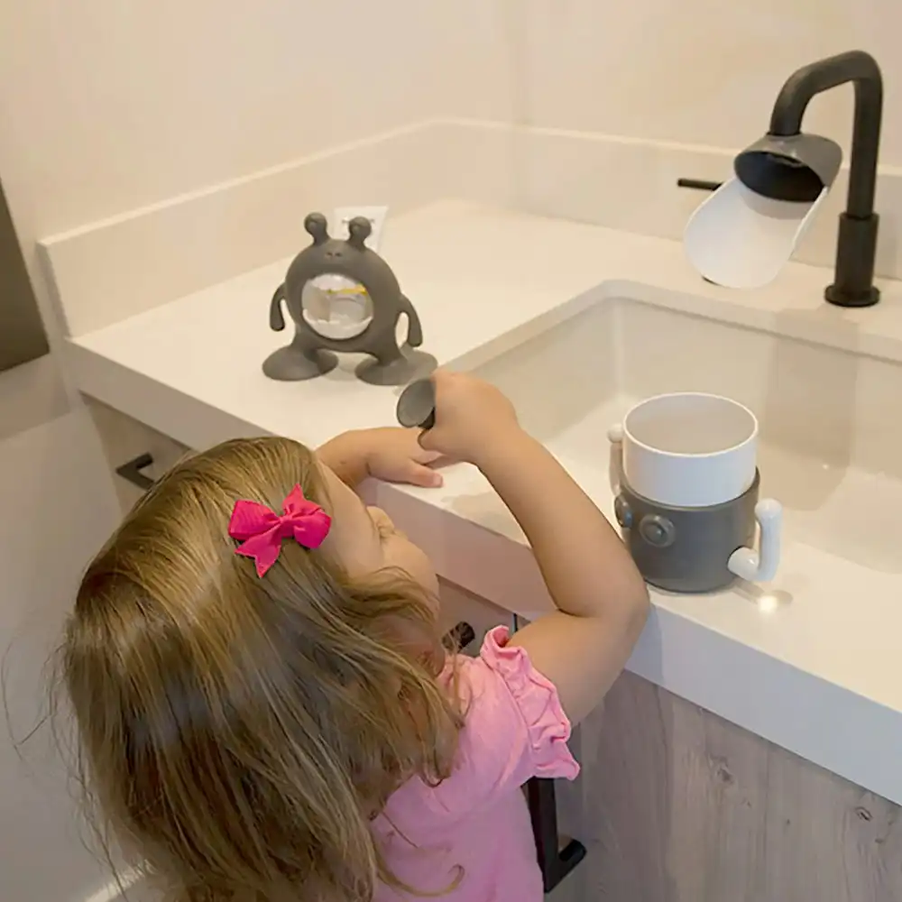 Prince Lionheart Eyefamily Kids Suction Bathroom Cup/Toothbrush Holder Set Grey