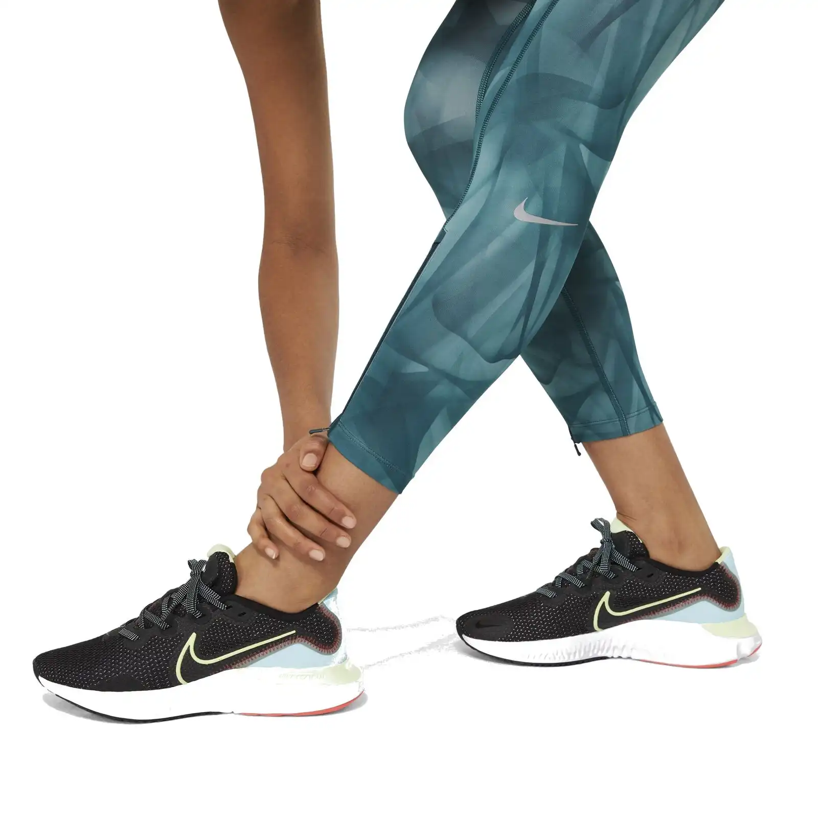 Nike Women's Epic Faster Run Division 7/8 Running Tights - Blue