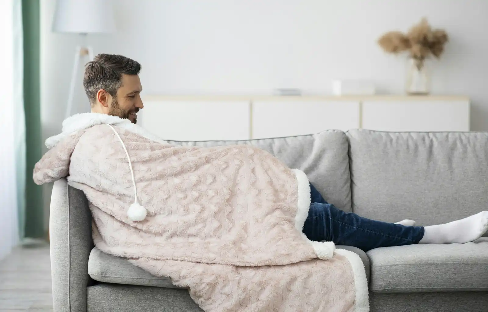 Ardor Ohio 130x180cm Hooded Blanket Adult Soft Snuggle Faux Fur Winter Pink