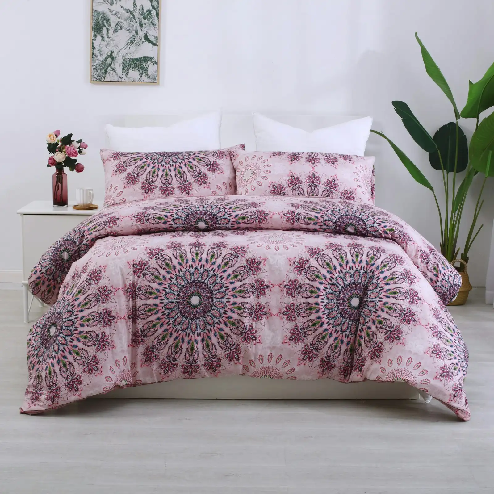 Dreamaker Printed Quilt Cover Set - King Bed Desert Flower