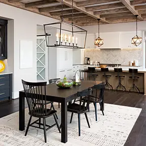 Kitchen & Dining