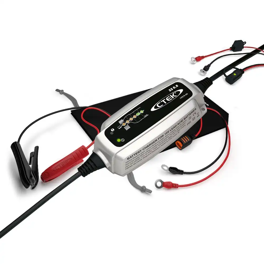 CTEK XS0.8 12V Smart Battery Charger Bundle - Comfort Indicator