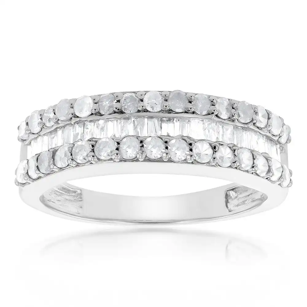 Sterling Silver 1.1 Carat Diamond Ring with Round Brilliant Cut and Baguette Diamonds