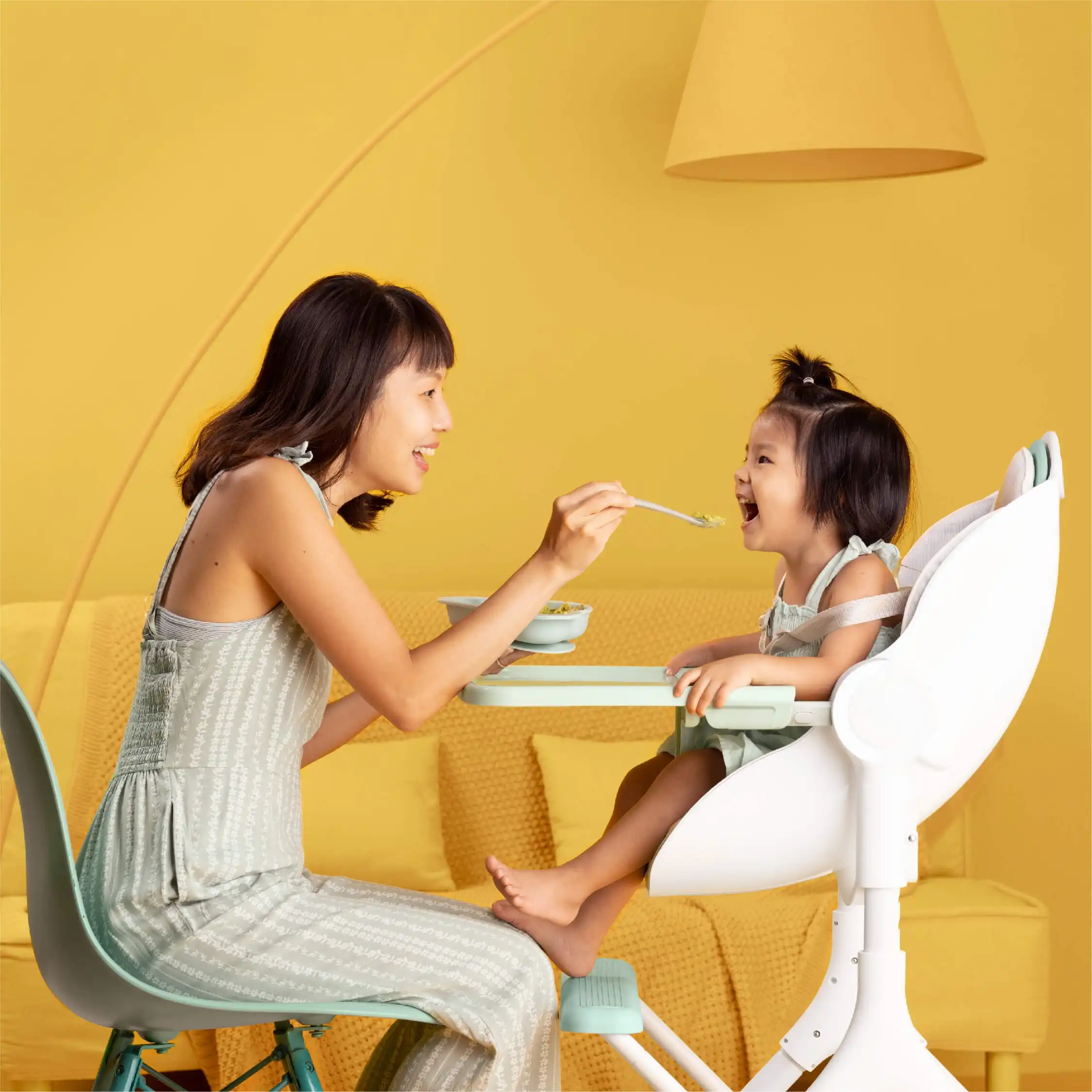 Oribel Cocoon Z High Chair Kid Dining Chairs Infant Toddler Feeding Highchair