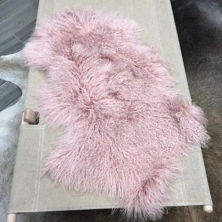 Mongolian Sheepskin Rug - Pink Blush