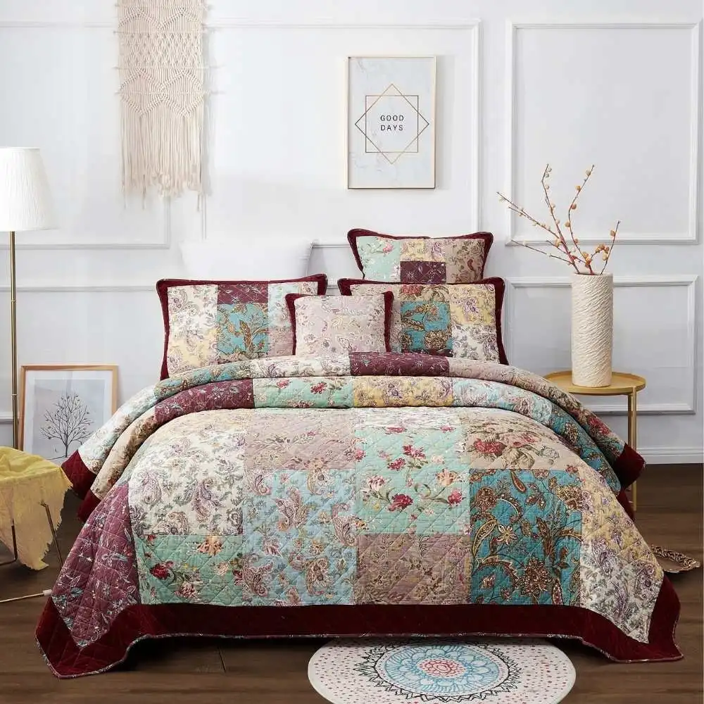 Classic Quilts Dramatic Floral Coverlet Set