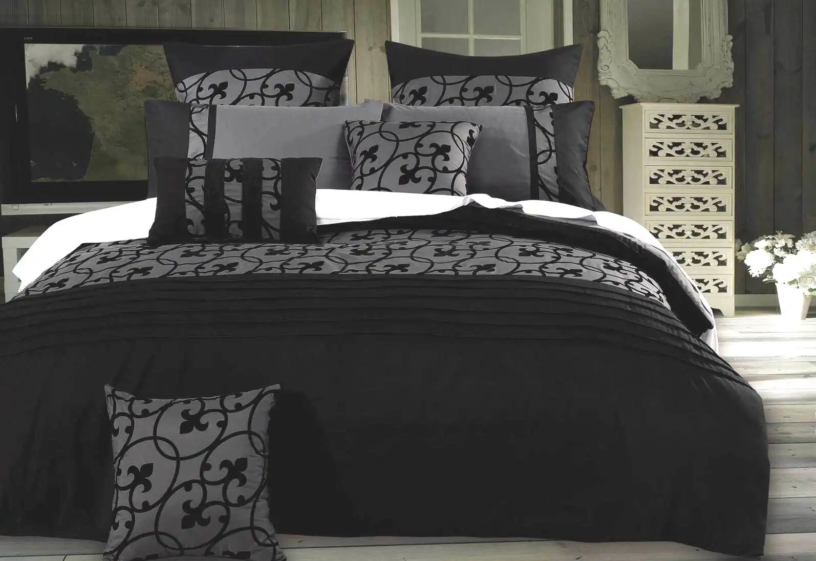 Luxton Lyde Charcoal Quilt Cover Set