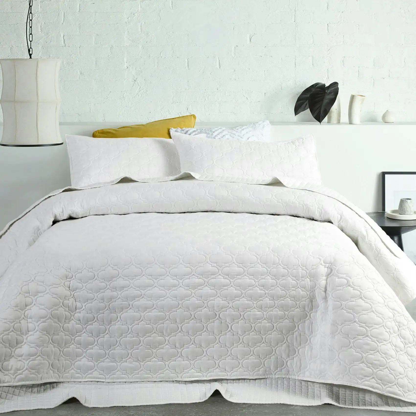 Accessorize White Opaco Coverlet Set - Queen/King