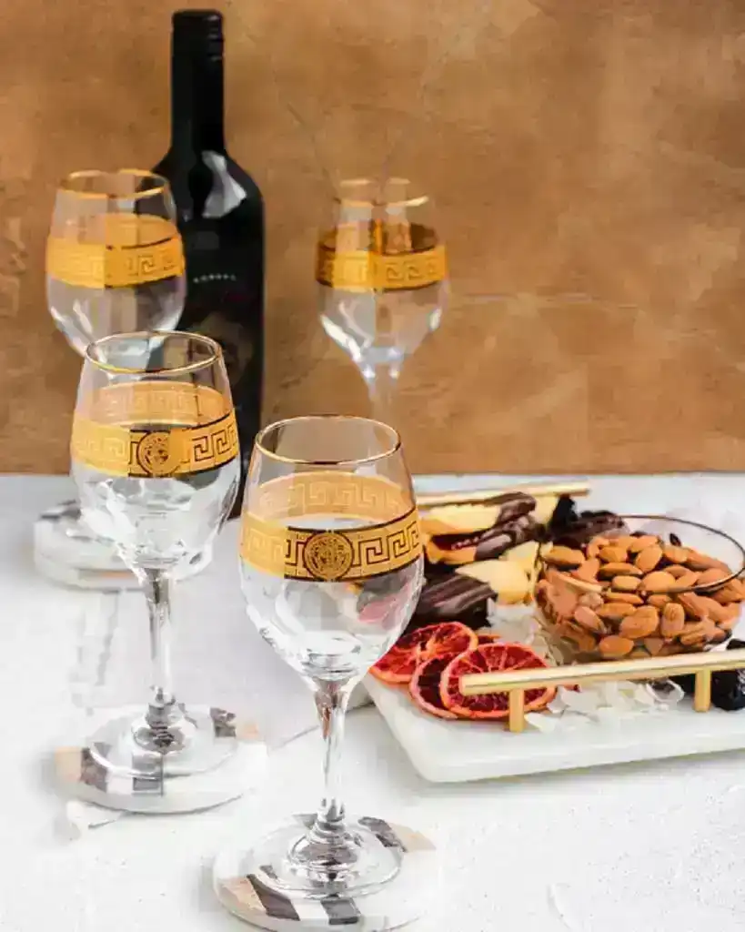 Medusa Wine Goblet Glasses Set Of 4 - Gold