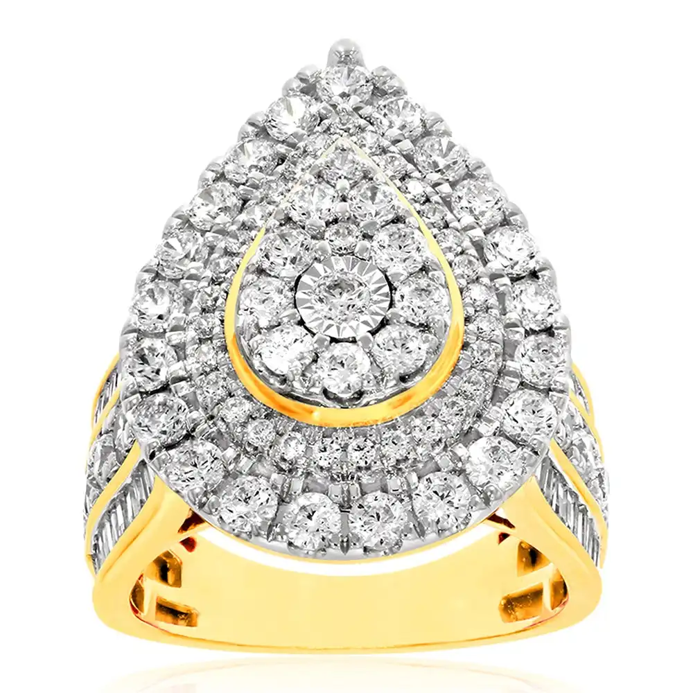 9ct Yellow Gold 3 Carat Diamond Ring with Brilliant Cut and Tapered Baguette Diamonds