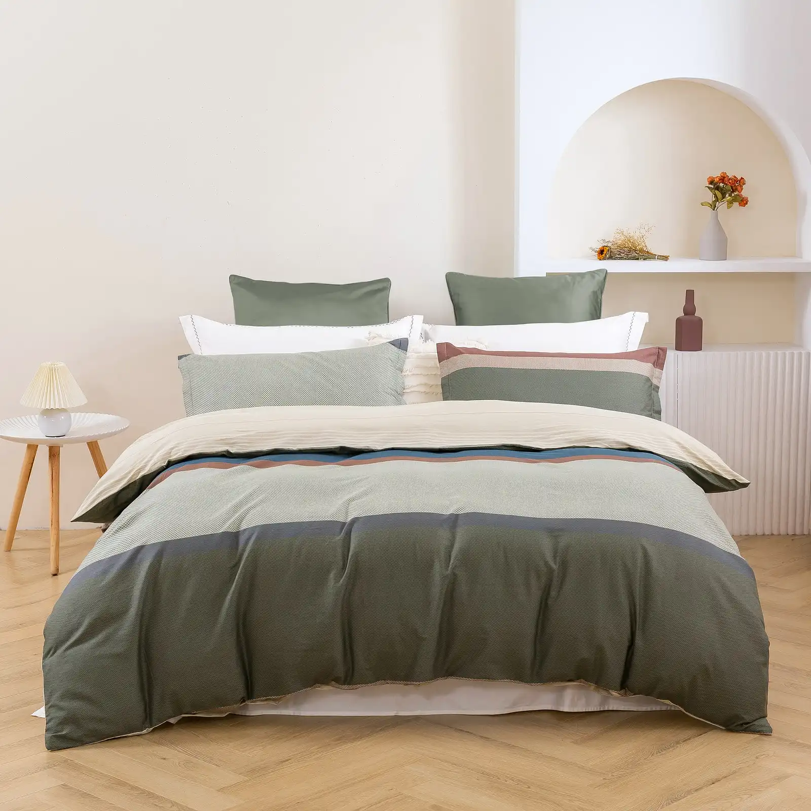 Dreamaker Canyon 100% Cotton Reversible Quilt Cover Set Double Bed