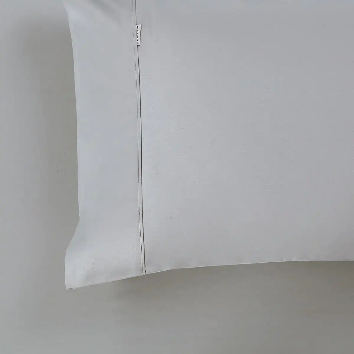 400 Thread Count Silver Standard Pillowcase