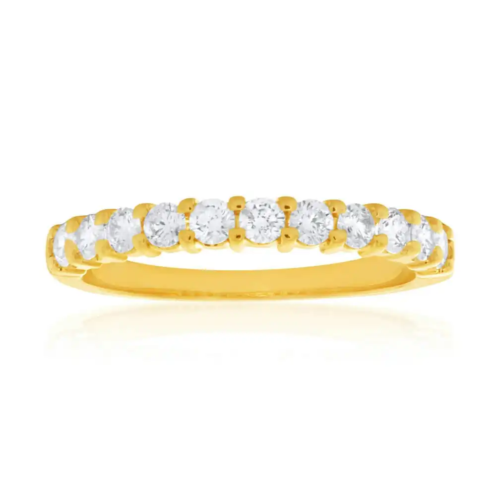 18ct Yellow Gold Ring With 1/2 Carats Of Diamonds Set with 11 Diamonds