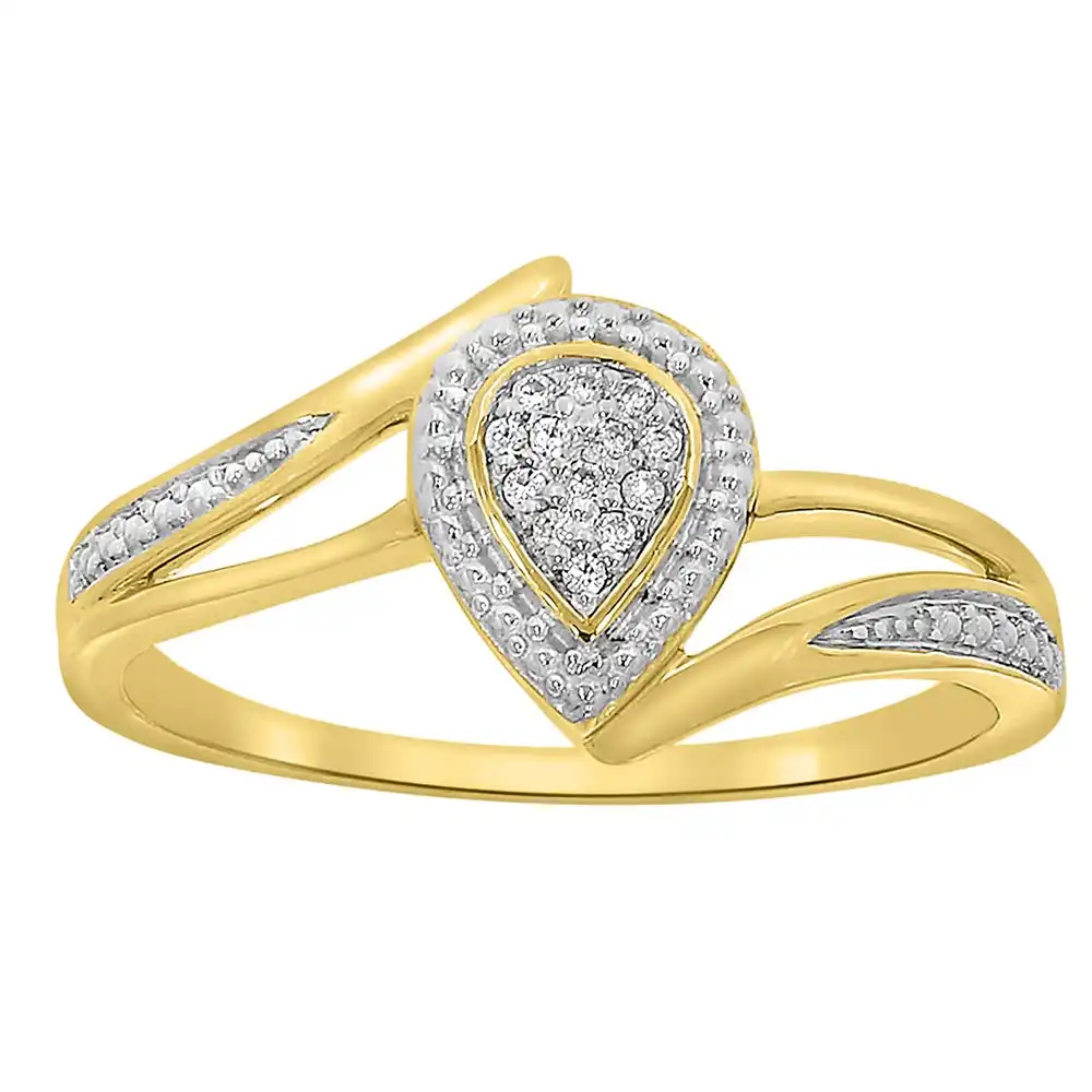 9ct Charming Yellow Gold Diamond Ring