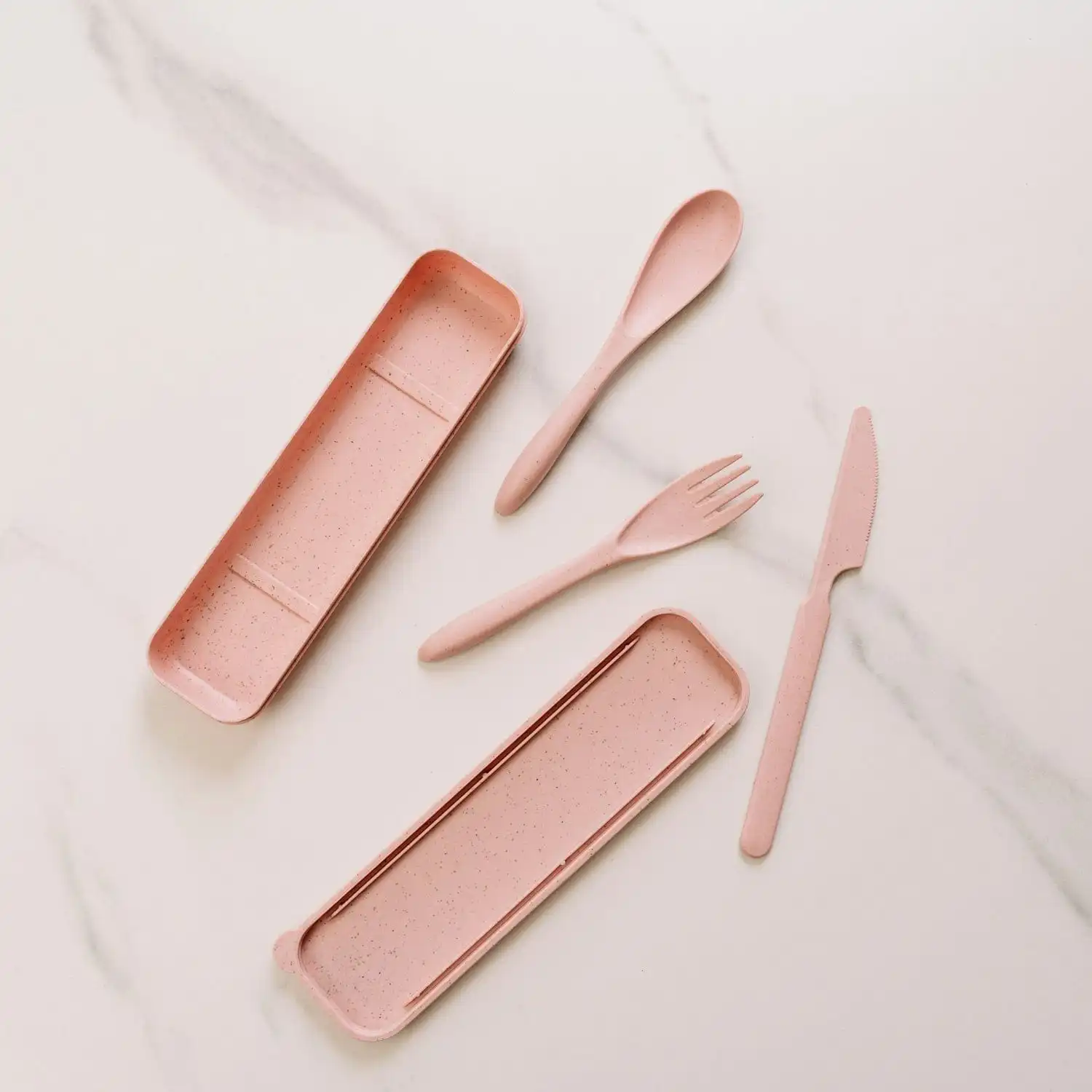 Clevinger Reusable Wheat Straw Fibre Cutlery Set with Case - Pink