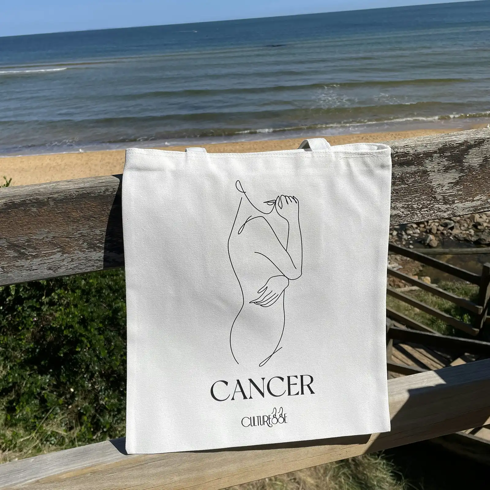 Culturesse She Is Cancer Eco Zodiac 38cm Muse Tote Bag Women's Handbag White