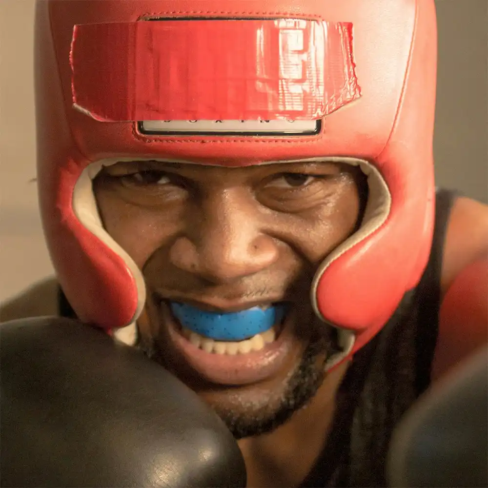 Sisu Areo Sports Football/Boxing/MMA Athlete Teeth Mouthguard Small Hot Pink