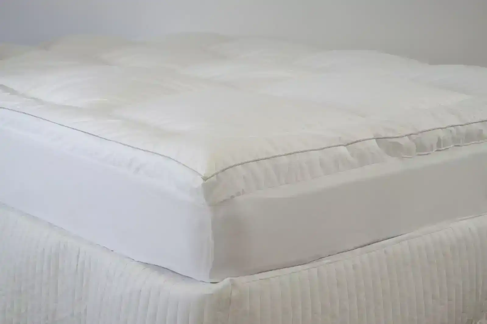 Ardor 1500Gsm Ball Fibre Queen Bed Mattress Topper Soft Cushion Bedding White