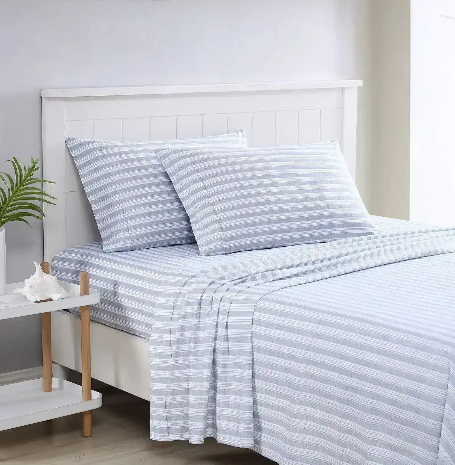 Tommy Bahama Queen Bed Maldive Stripe Flat/Fitted Sheet/Pillowcases Set Indigo