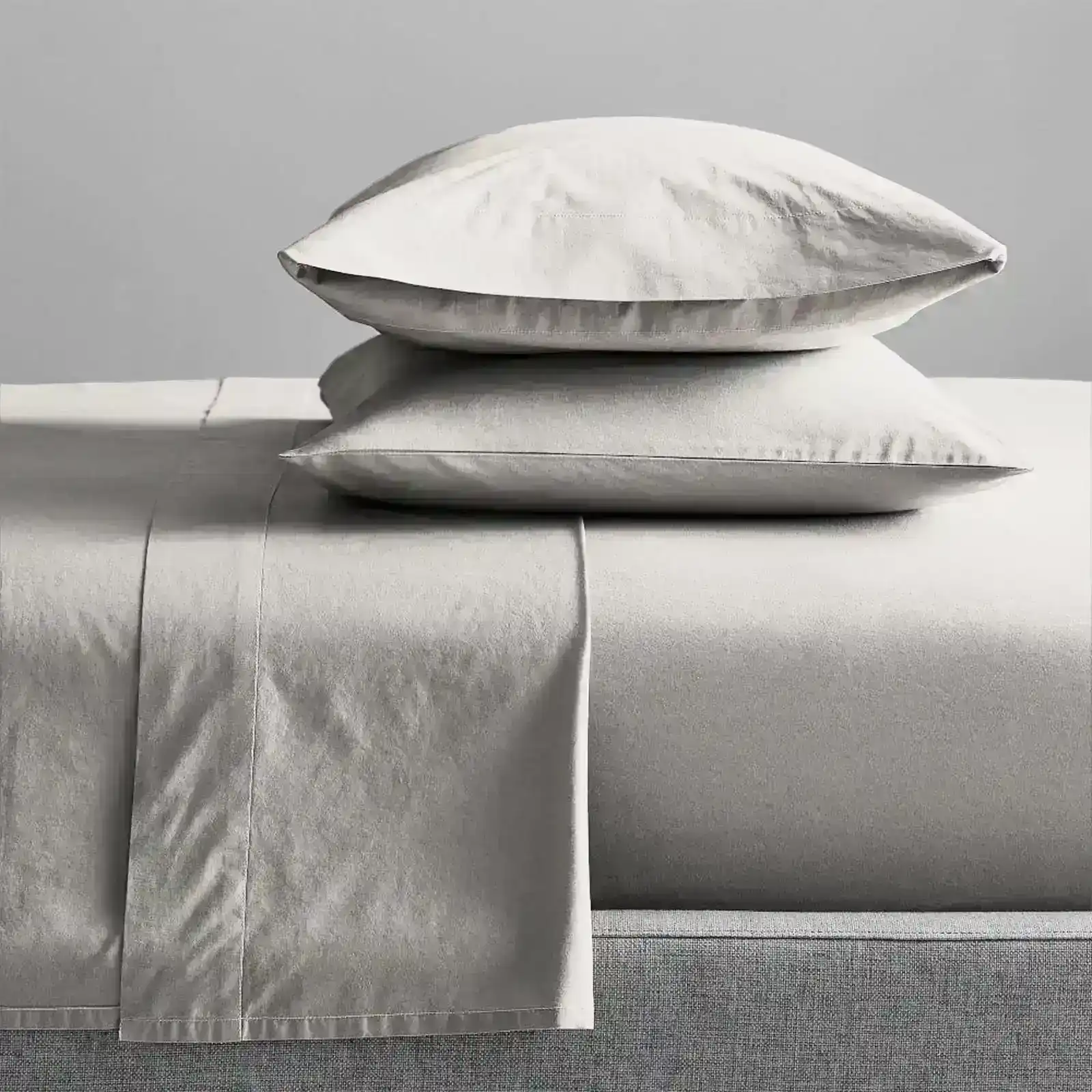 Renee Taylor Single Sheet/Pillowcases Set 300TC Organic Cotton Bedding Moonbeam