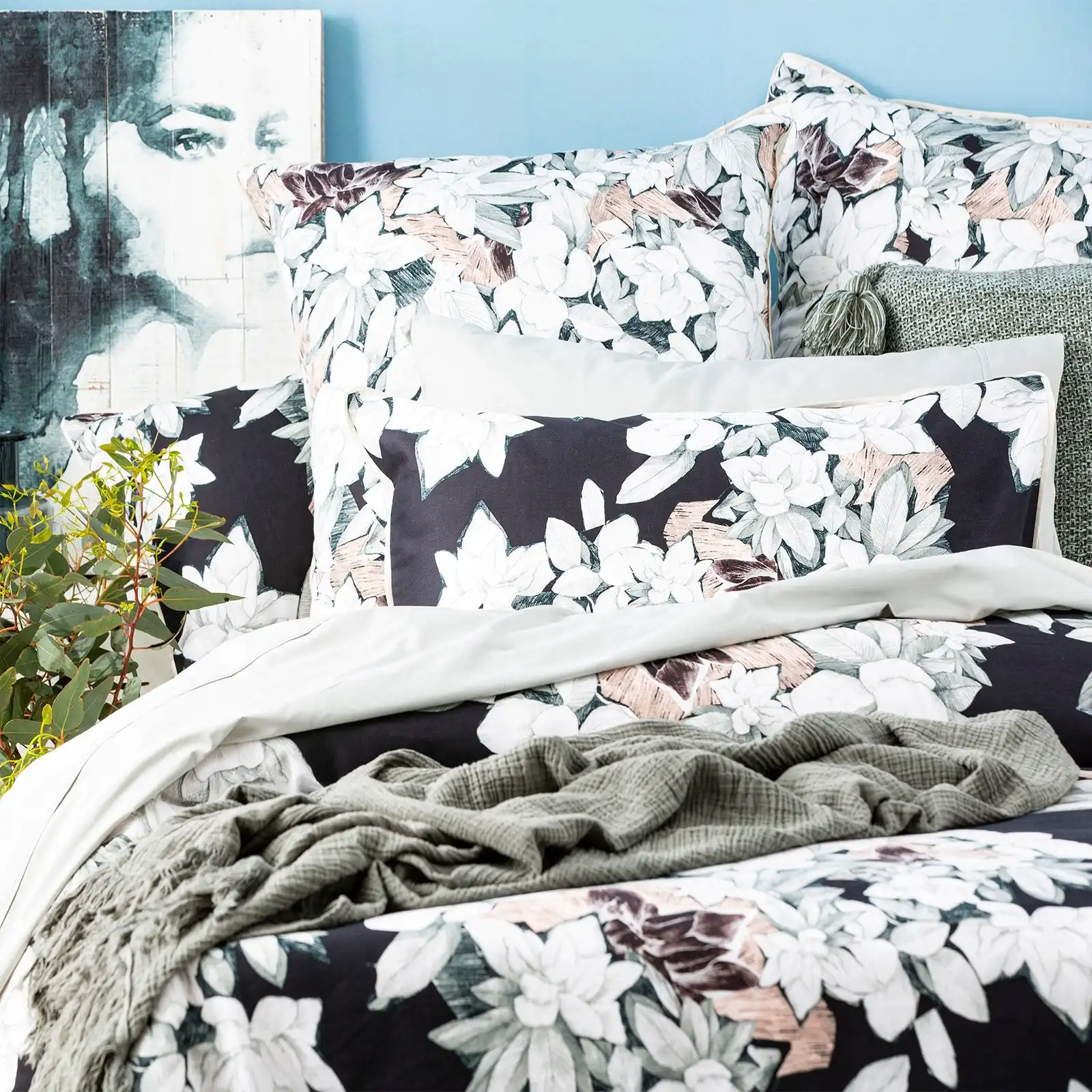 Ivy Quilt cover set 300 Thread Count Cotton Reversible
