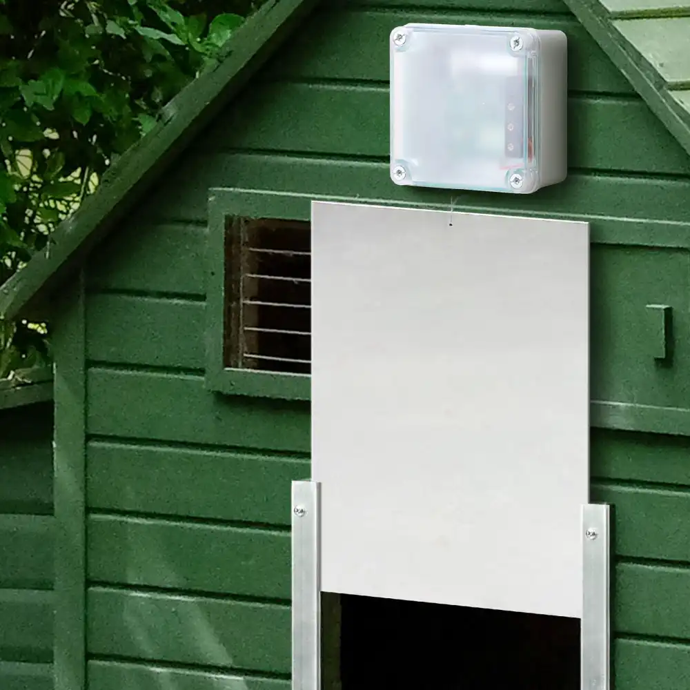 Giantz Automatic Chicken Coop Door Opener Cage Closer Timer and Light Sensor